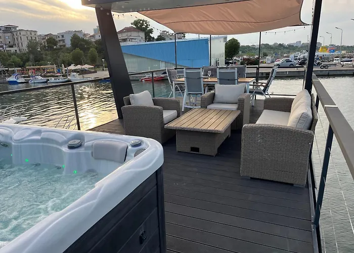 Seaesta Floating コンスタンツァ